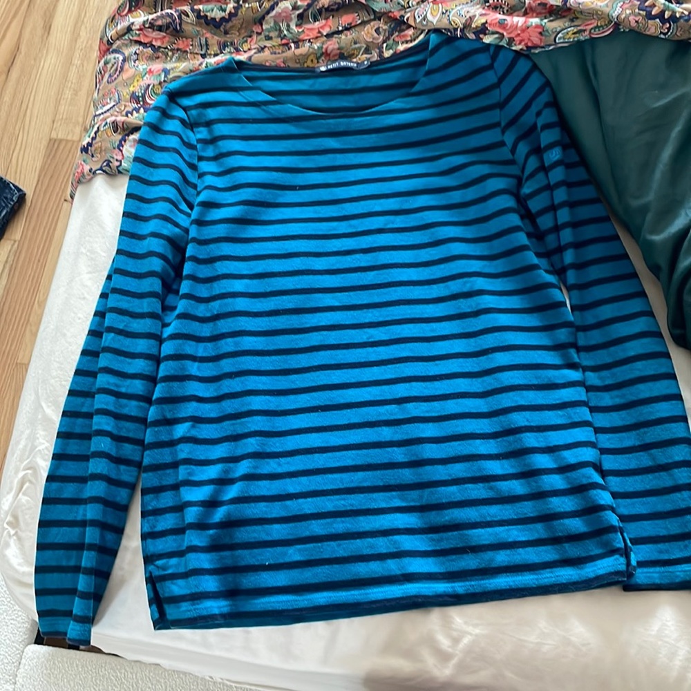 Petit Bateau midweight sweater/sweatshirt/tee